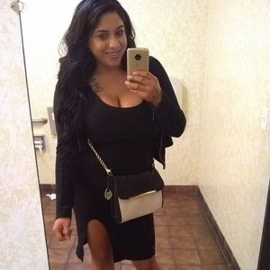 Meet your Posher, Gabriela